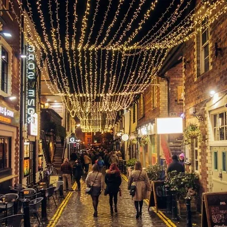 Angel Mews - Magical Mews In Heart Of Westend Glasgow Esterno foto