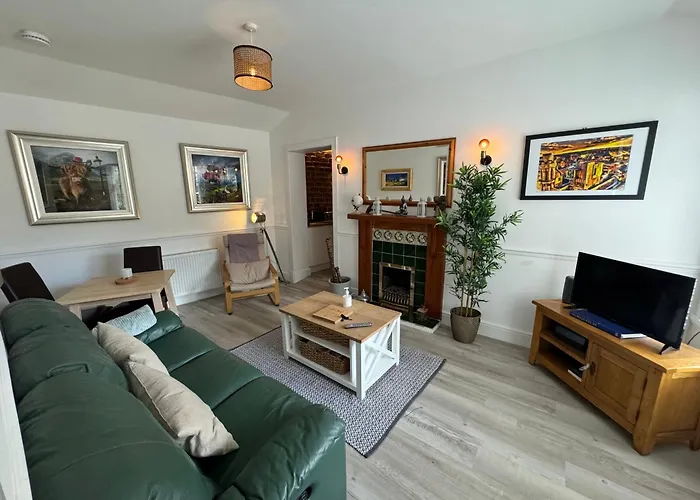 Angel Mews - Magical Mews In Heart Of Westend